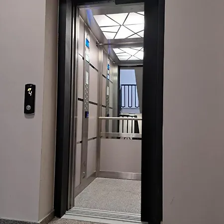 Διαμέρισμα 2