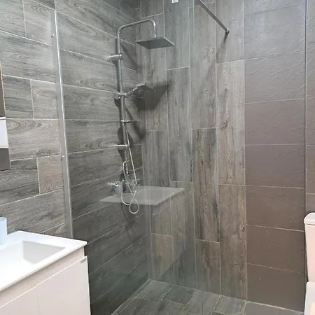 Apartment 2 *