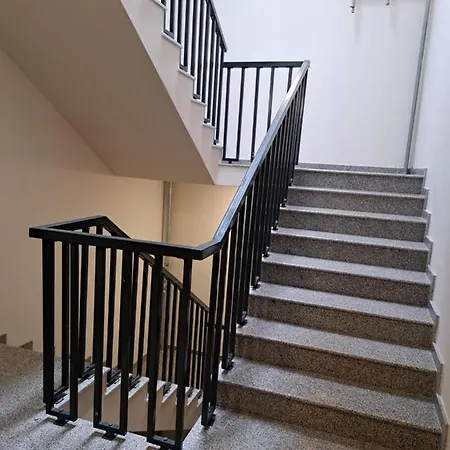 2 Διαμέρισμα Πάζαρτζικ